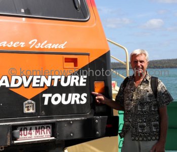 The best was to see Fraser Island and the wonderful coast of Seventy-Five Mile Beach is a guided tour... (early morning)