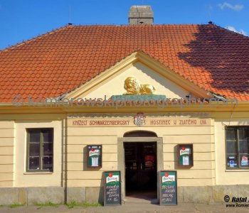 Bar-Restaurant with Czech cuisine, (Knï¿½ecï¿½ Schwarzenberskï¿½ Hostinec U Zlatï¿½ho Lva) ...time to eat, Kutnï¿½ Hora