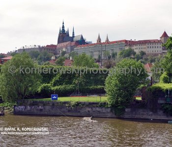 Prague ... sightseeing  cruise on the Vltava River  -  highlights of the fabulous city