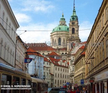 ...Walking is really the best way to explore Prague,   sightseeing highlights of this beautiful city...