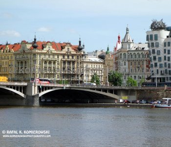 ...Walking is really the best way to explore Prague,   sightseeing highlights of this beautiful city...