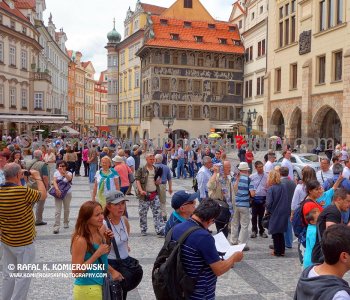 ...Walking is really the best way to explore Prague,   sightseeing highlights of this beautiful city...