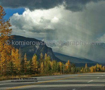 View Eastbound- Trans Canada west of Field in Yoho NP. Now the highway winds along Kicking Horse river, a very spectacular passage to Golden. Golden is the sleeping giant -here is located ski resorts- Kicking Horse Mountain...