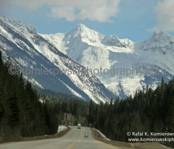 West of Rogers Pass-on the way to Revelstoke (view eastbound towards Rogers Pass). Weather-late March
