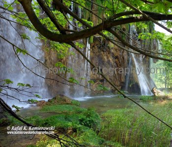 Plitvice Lakes National Park or in  Croatian: Nacionalni park Plitvička jezera,