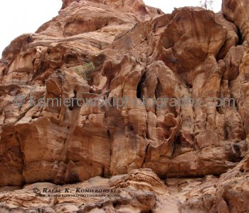 Petra, on the hiking trail to  Monastery-  which was never really a monastery ....