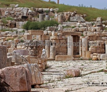 The history of Jerash is a blend of the Greco-Roman world of the Mediterranean basin and the ancient traditions of the Arab Orient.